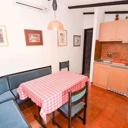 In Pula/istrien 11272 Сasa de vacaciones Veruda