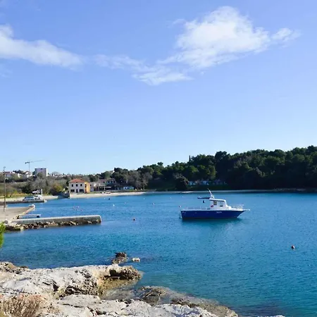 Сasa de vacaciones In Pula/istrien 11272 Veruda