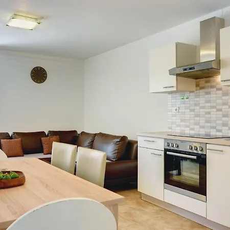 Vikendica Holiday Home In Pula/Istrien 11083 Veruda