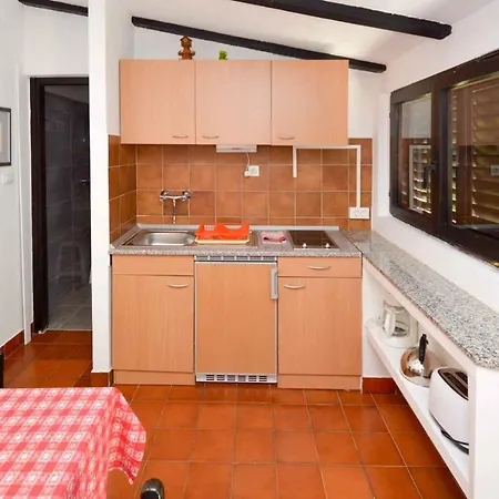 Vikendica Holiday Home In Pula/Istrien 11083